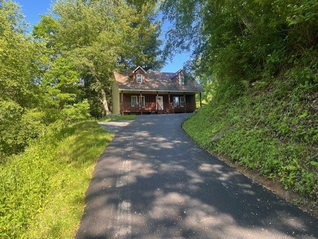 3820 Witten Valley Road Tazewell, VA 24651 - Photo 2 of 23 Gallery Image 2