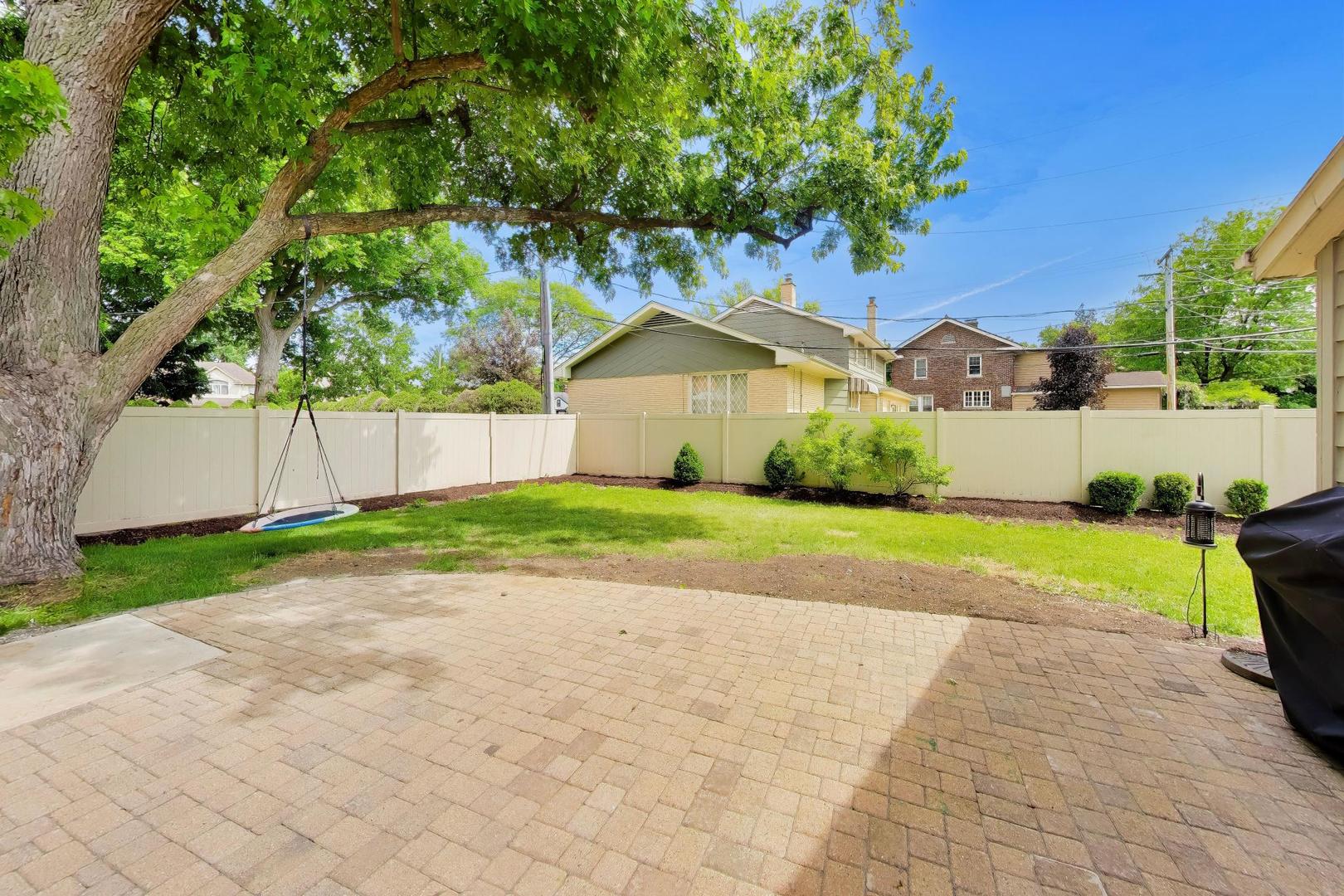 317 Olmsted Road Riverside, IL 60546 - Photo 52 of 58