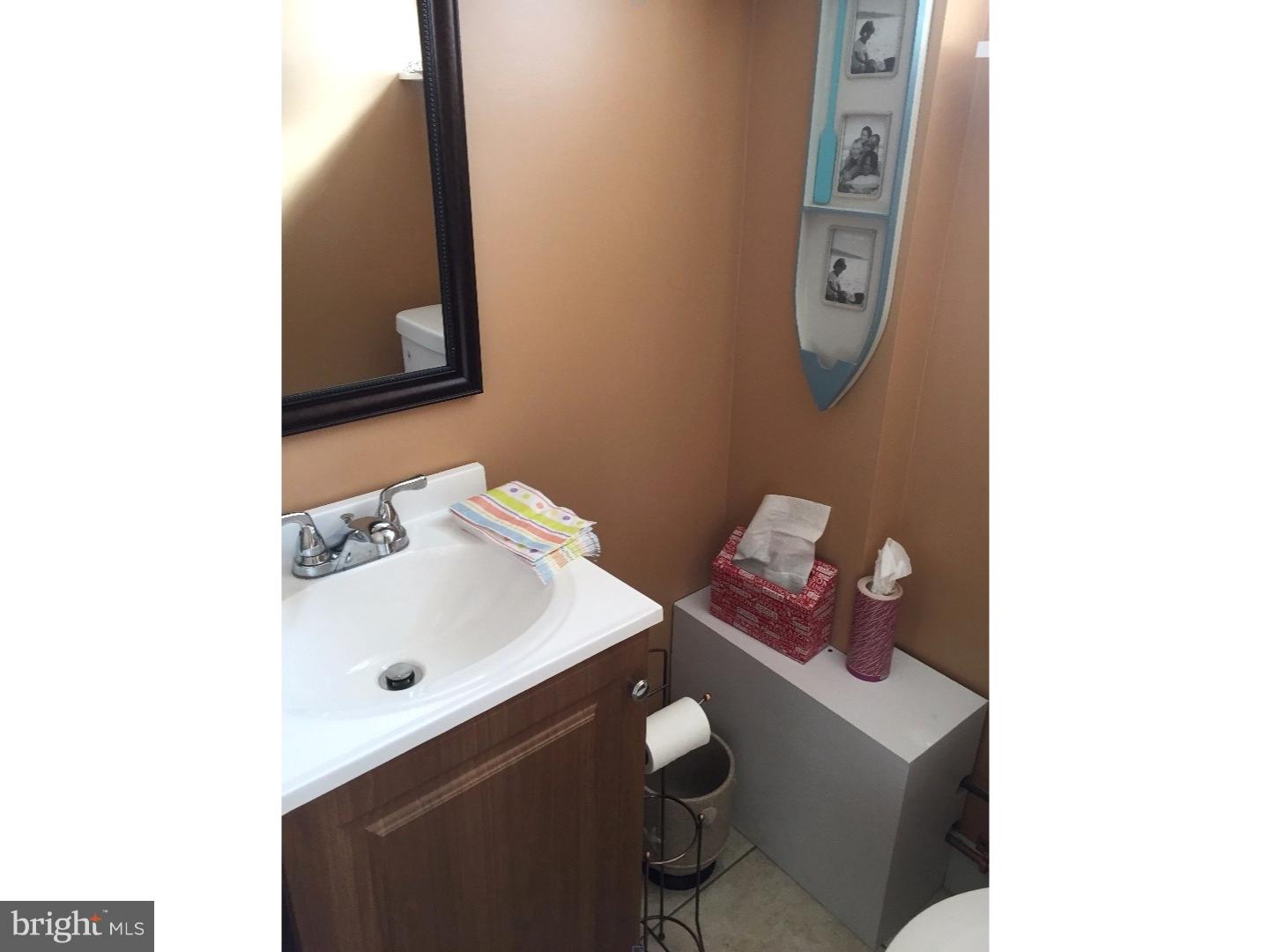 12520 Richton Road Philadelphia, PA 19154 - Photo 20 of 25 Half Bath