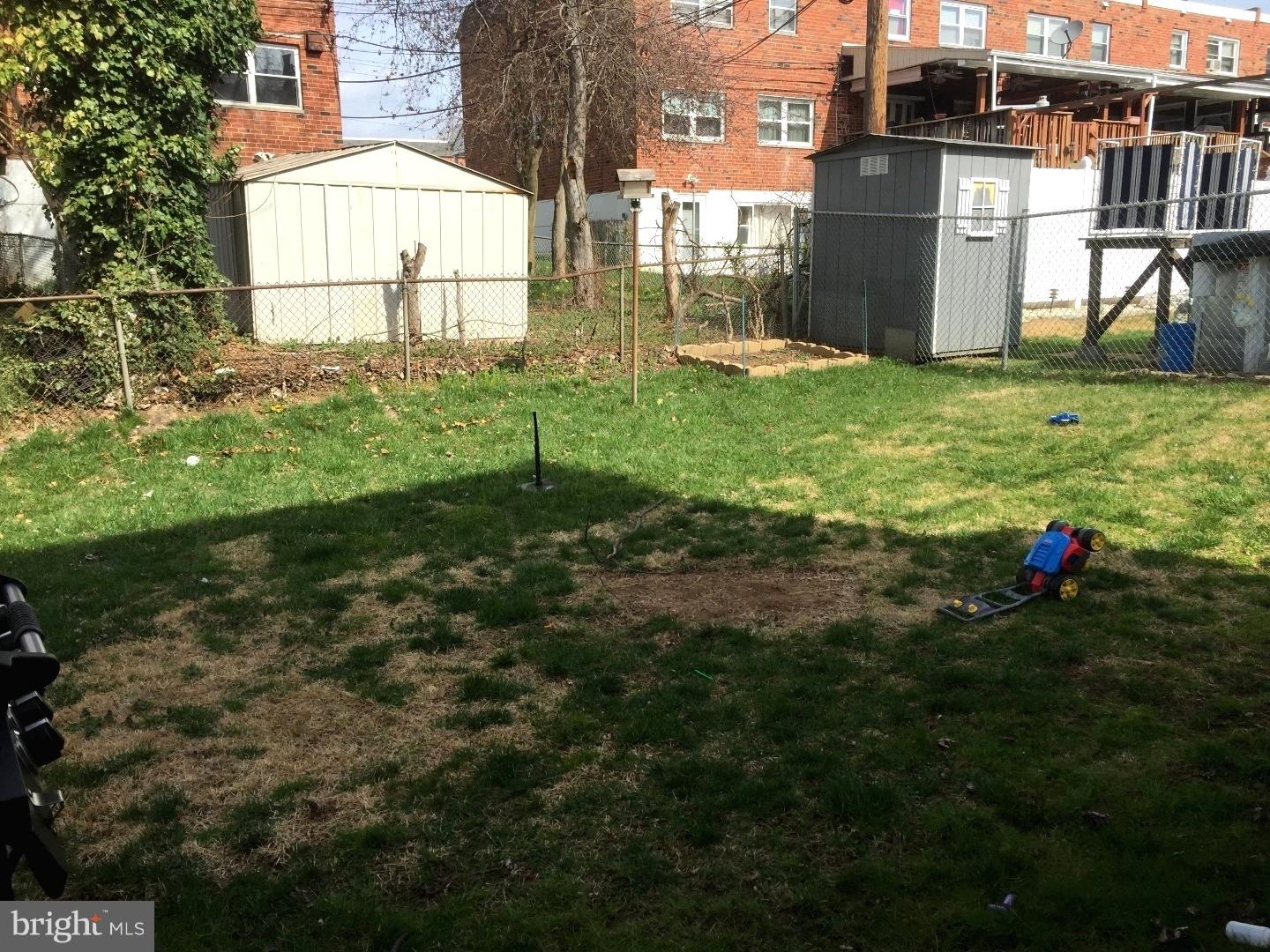 12520 Richton Road Philadelphia, PA 19154 - Photo 22 of 25 Back Yard