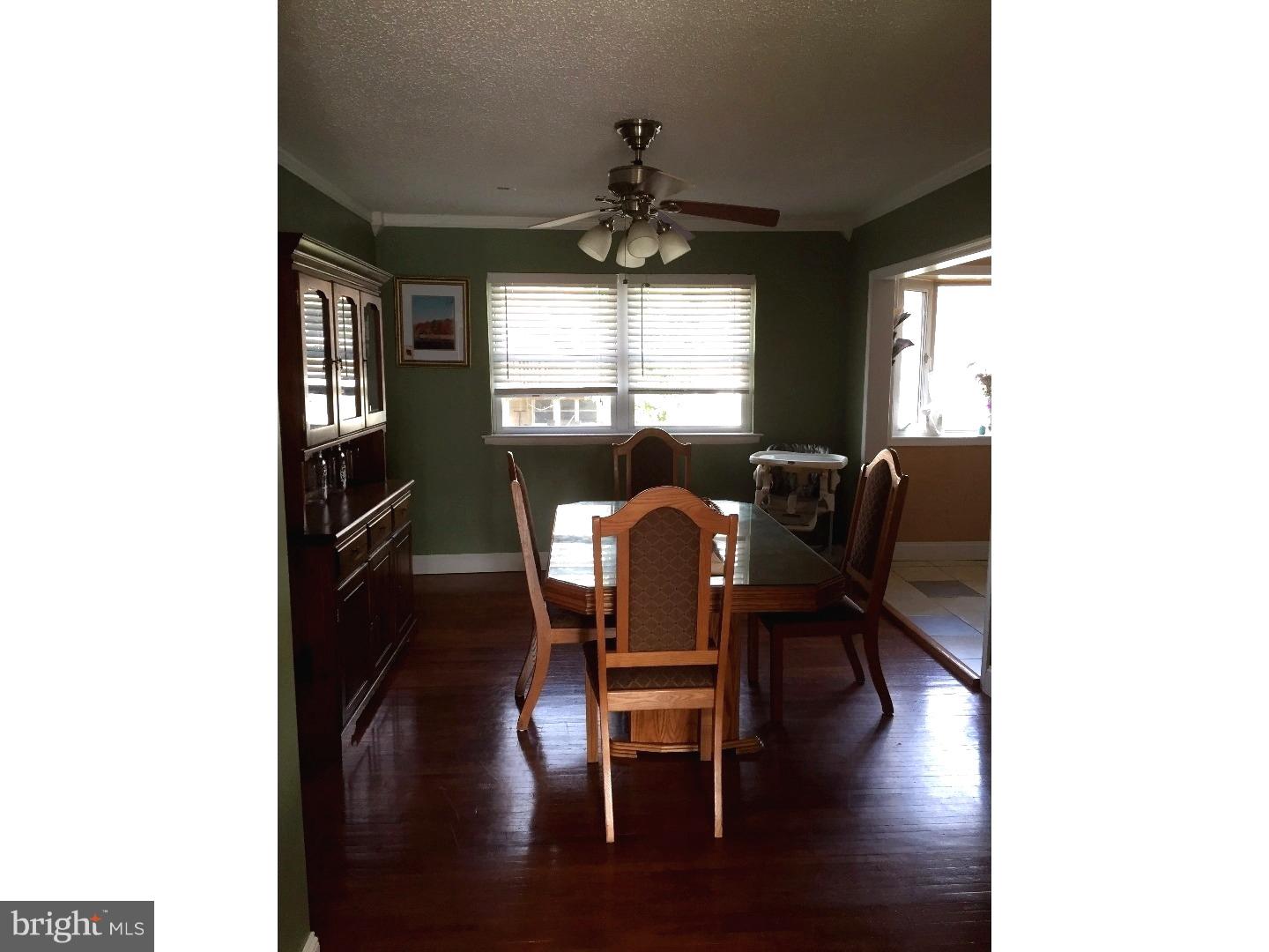12520 Richton Road Philadelphia, PA 19154 - Photo 8 of 25 Dining Room