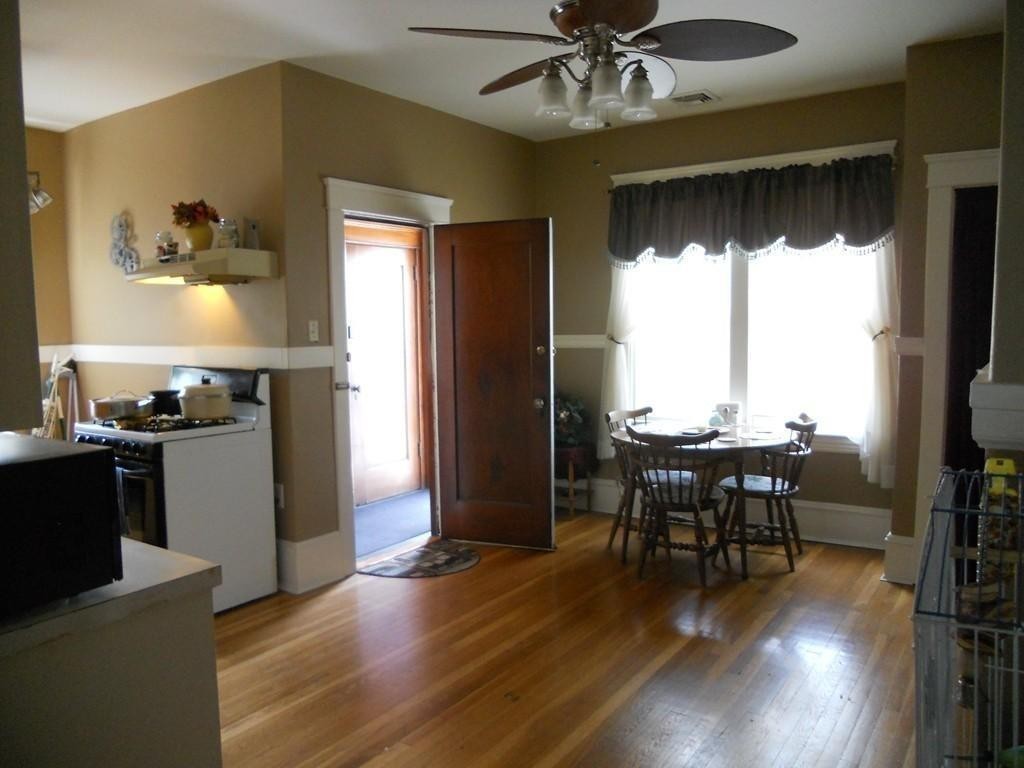 828 Stafford Road Fall River, MA 02721 - Photo 11 of 12