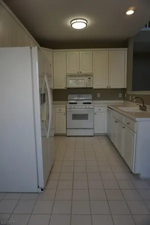$499,000 | 403 Hamilton Drive, Greenwich, NJ 08886