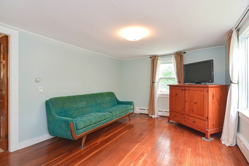 573 Main Road Westport, MA 02790 - Photo 15 of 42 Gallery Image 15