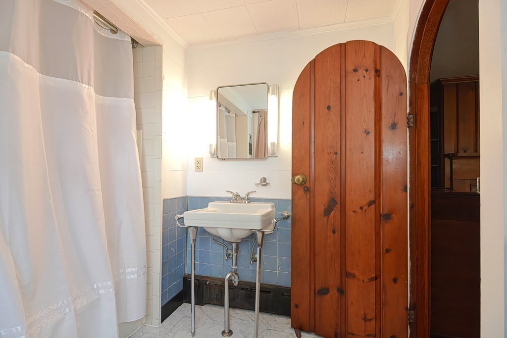 573 Main Road Westport, MA 02790 - Photo 25 of 42 Gallery Image 25
