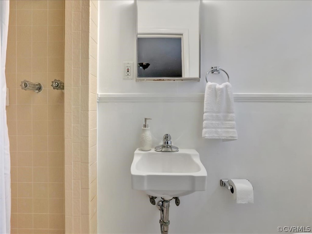 3111 Falcon Road Richmond, VA 23235 - Photo 27 of 35 Gallery Image 27