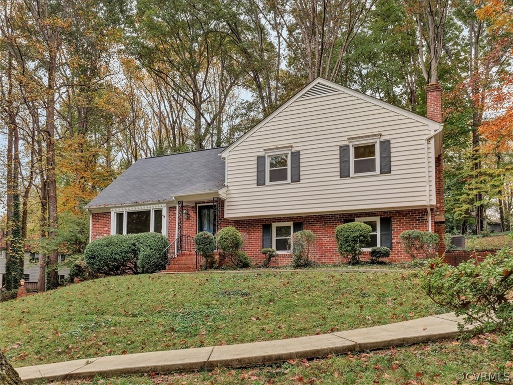 3111 Falcon Road Richmond, VA 23235 - Photo 3 of 35 Gallery Image 3