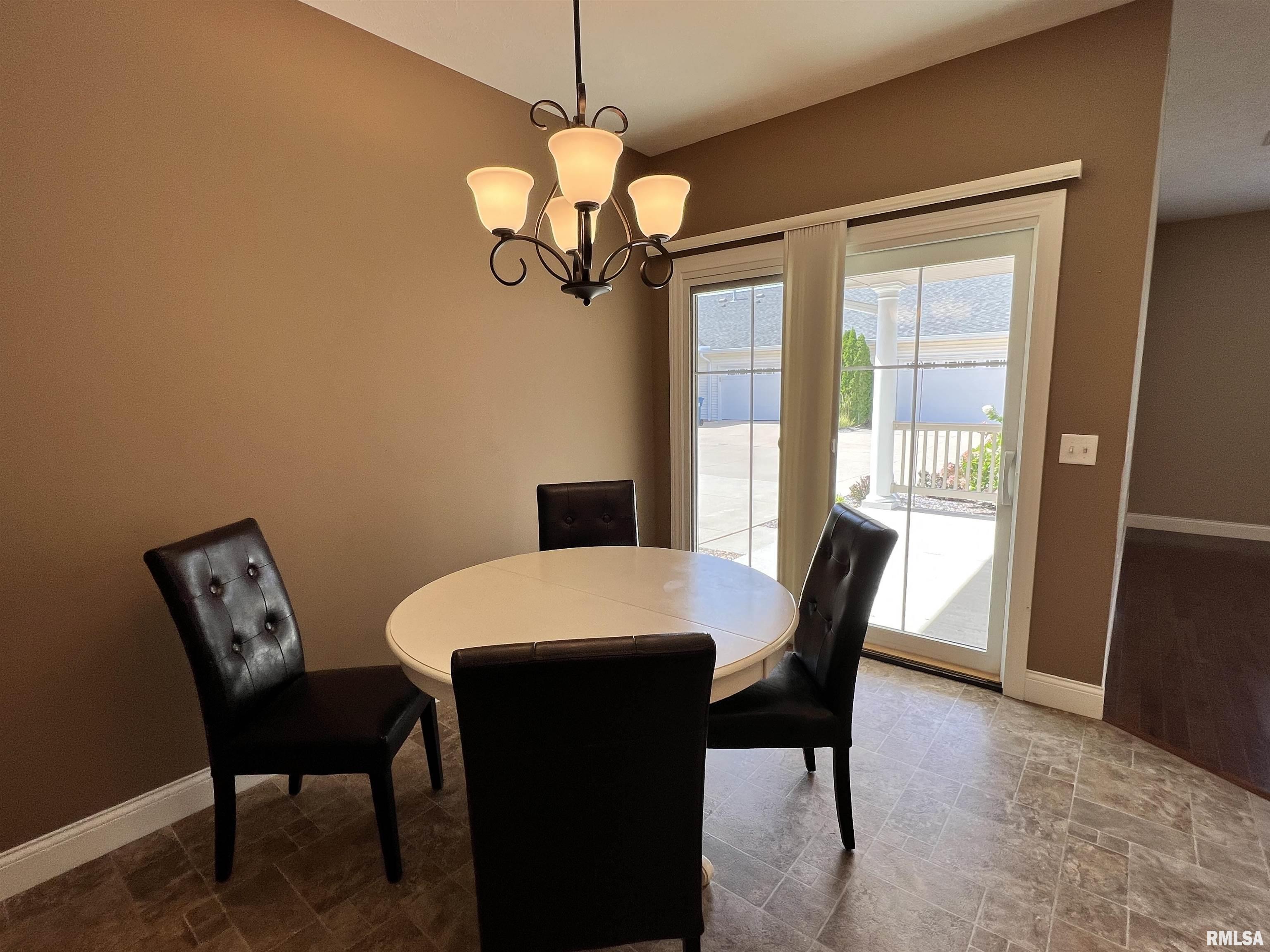 3404 Pinyon Drive Springfield, IL 62711 - Photo 15 of 35