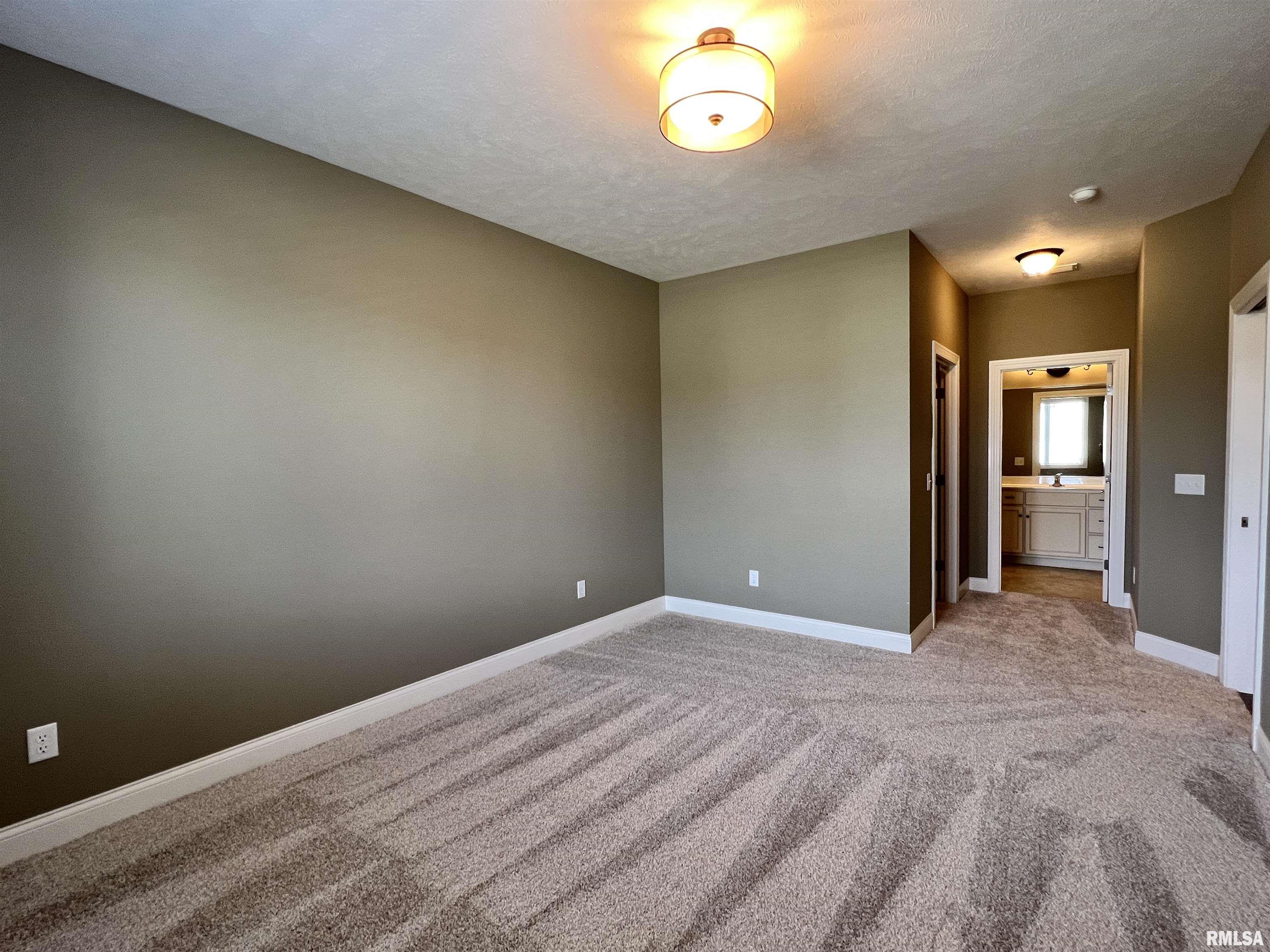 3404 Pinyon Drive Springfield, IL 62711 - Photo 18 of 35