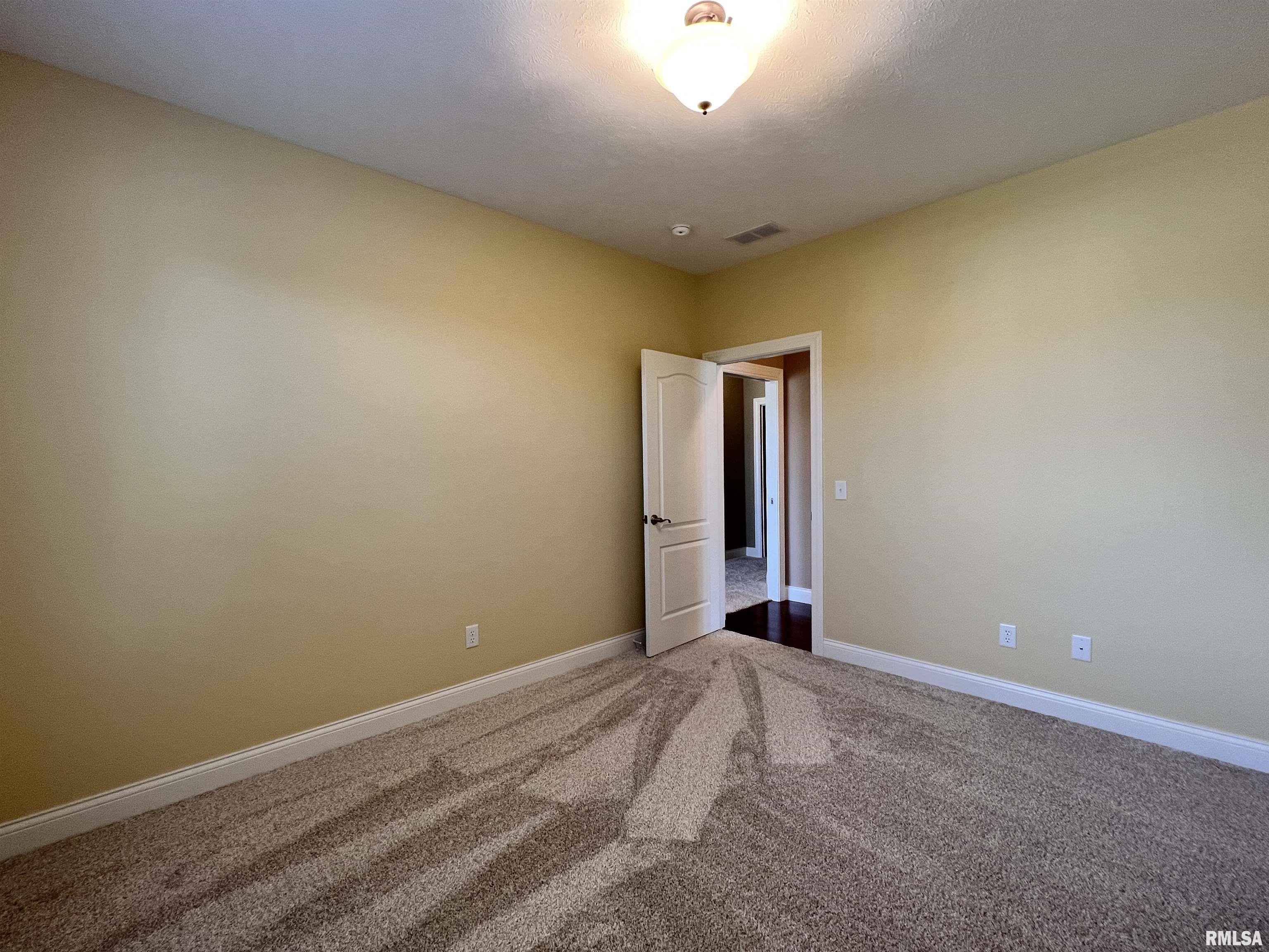 3404 Pinyon Drive Springfield, IL 62711 - Photo 25 of 35