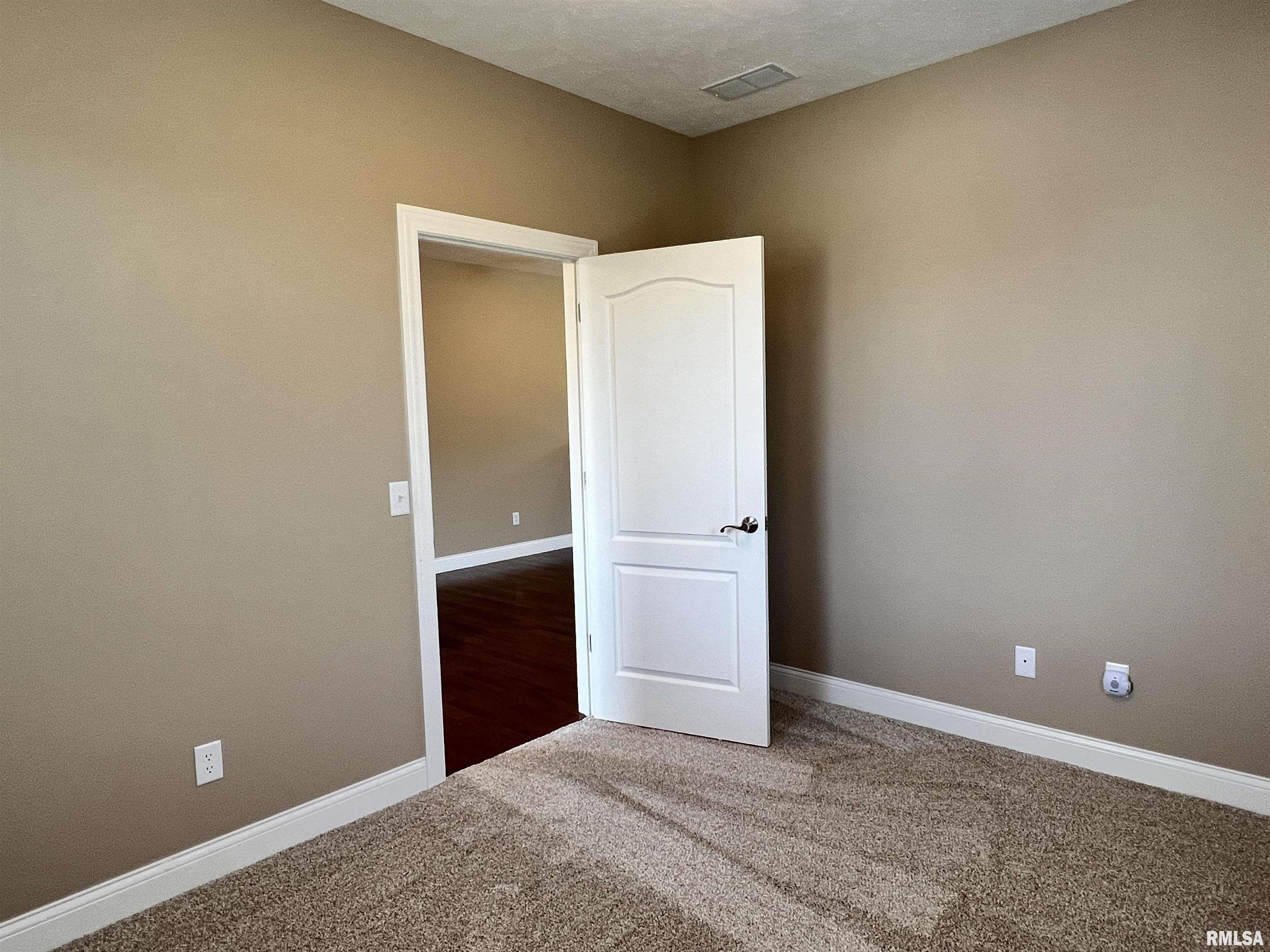 3404 Pinyon Drive Springfield, IL 62711 - Photo 28 of 35