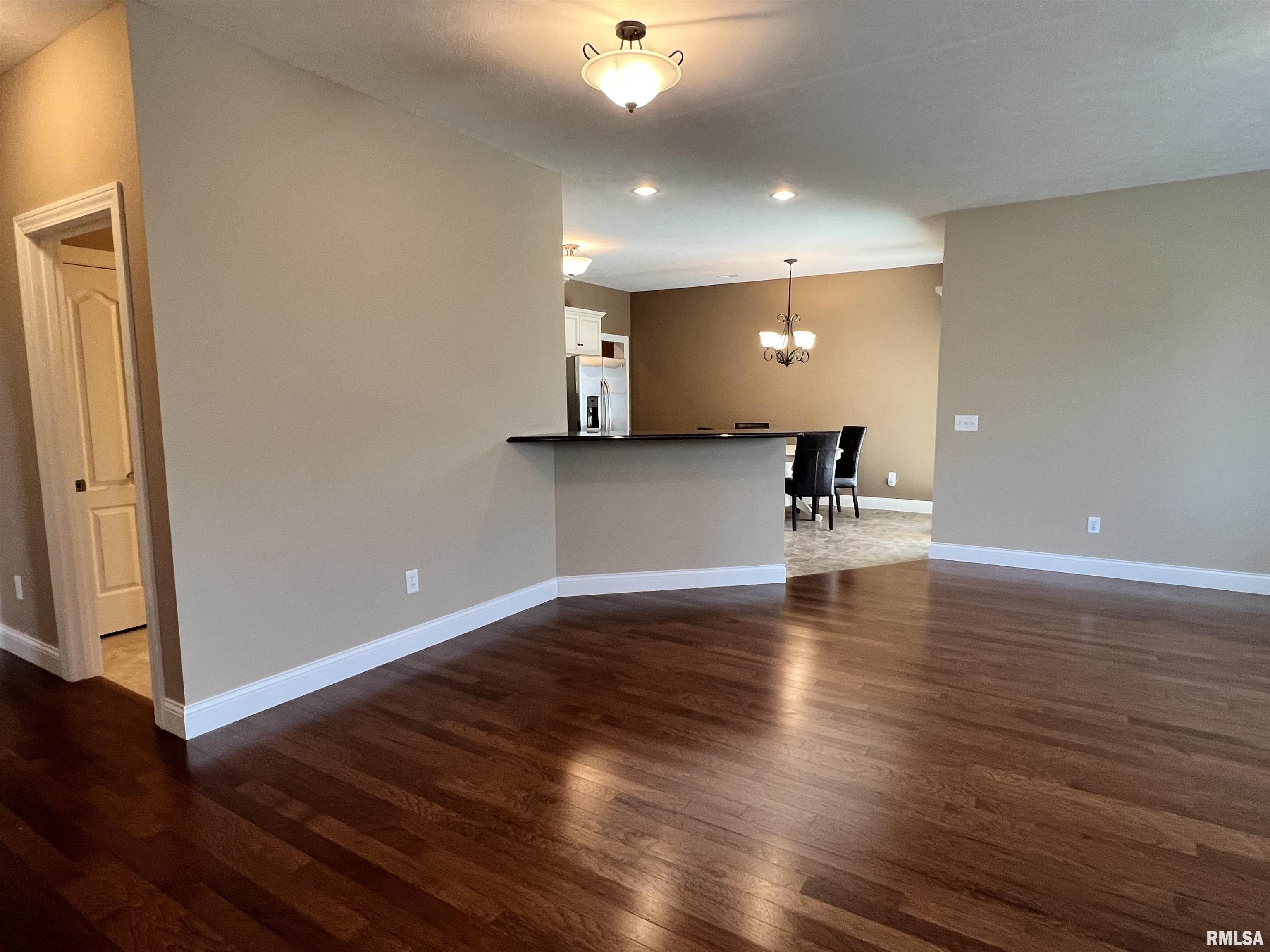 3404 Pinyon Drive Springfield, IL 62711 - Photo 6 of 35