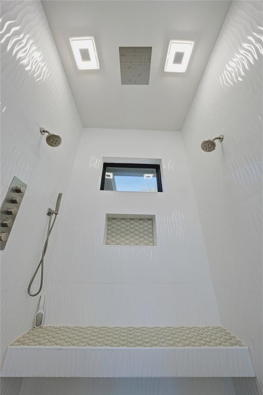 8701 Zebra Crossing Larue, TX 75770 - Photo 32 of 38 a view of entryway