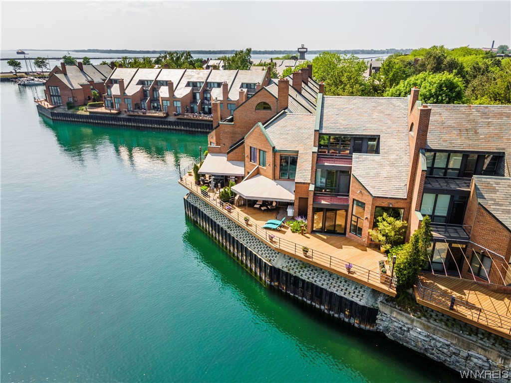 112 Rivermist Drive Buffalo, NY 14202 - Photo 3 of 45