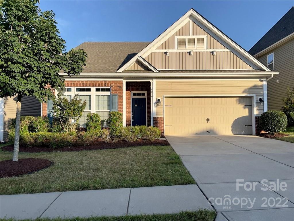 9010 Inverness Bay Road Charlotte, NC 28278 - Photo 1 of 42 Gallery Image 1