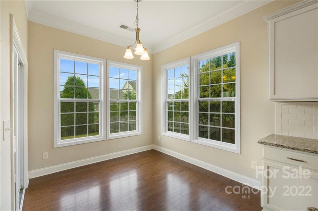 9010 Inverness Bay Road Charlotte, NC 28278 - Photo 13 of 42 Gallery Image 13