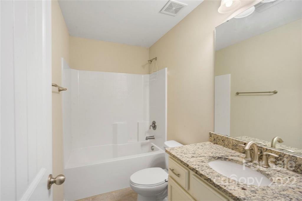 9010 Inverness Bay Road Charlotte, NC 28278 - Photo 28 of 42 Gallery Image 28