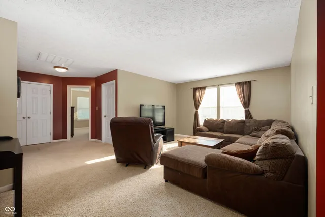 $380,000 | 253 Elderberry Court, Pendleton, IN 46064