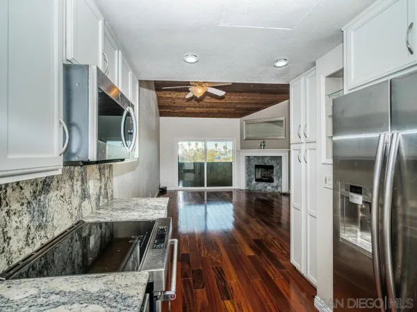 $3,425 | 4566 West Point Loma Boulevard, San Diego, CA 92107