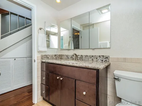 $3,425 | 4566 West Point Loma Boulevard, San Diego, CA 92107