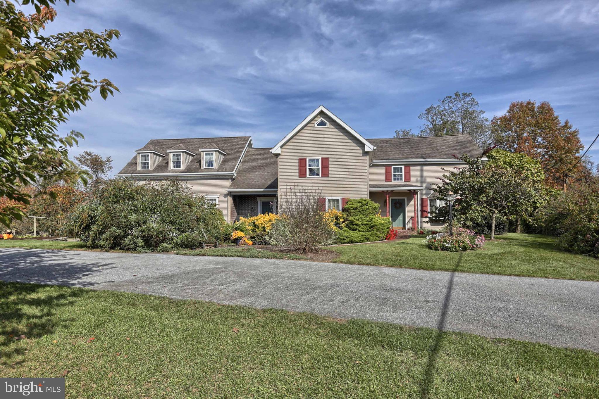 1087 Syner Road Annville, PA 17003 - Photo 2 of 77 Gallery Image 2