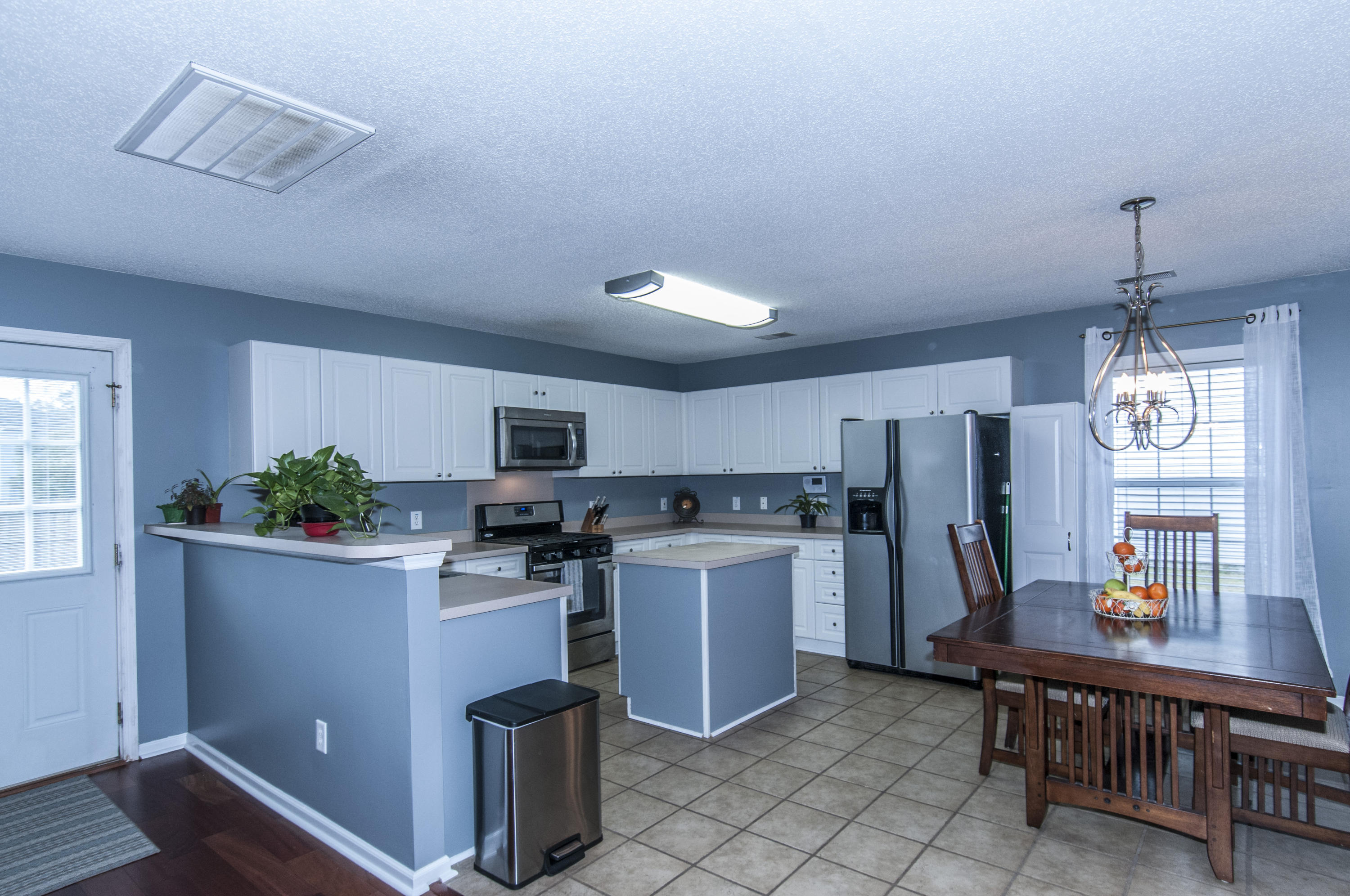 223 Eagle Ridge Road Summerville, SC 29485 - Photo 6 of 27 _DSC7491