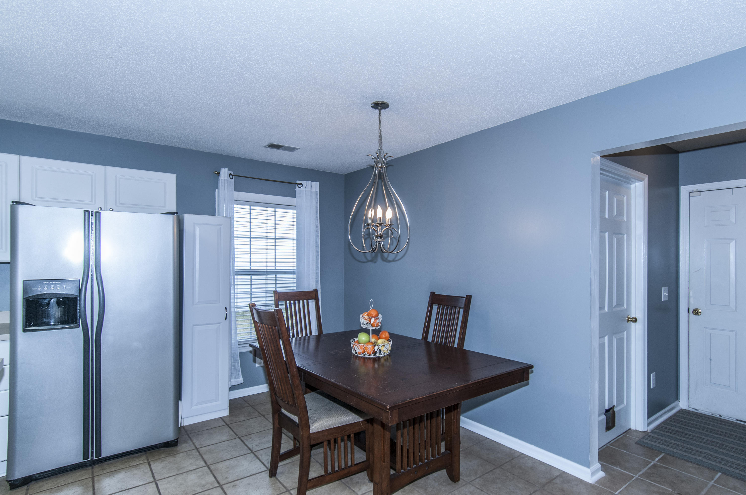 223 Eagle Ridge Road Summerville, SC 29485 - Photo 8 of 27 _DSC7493