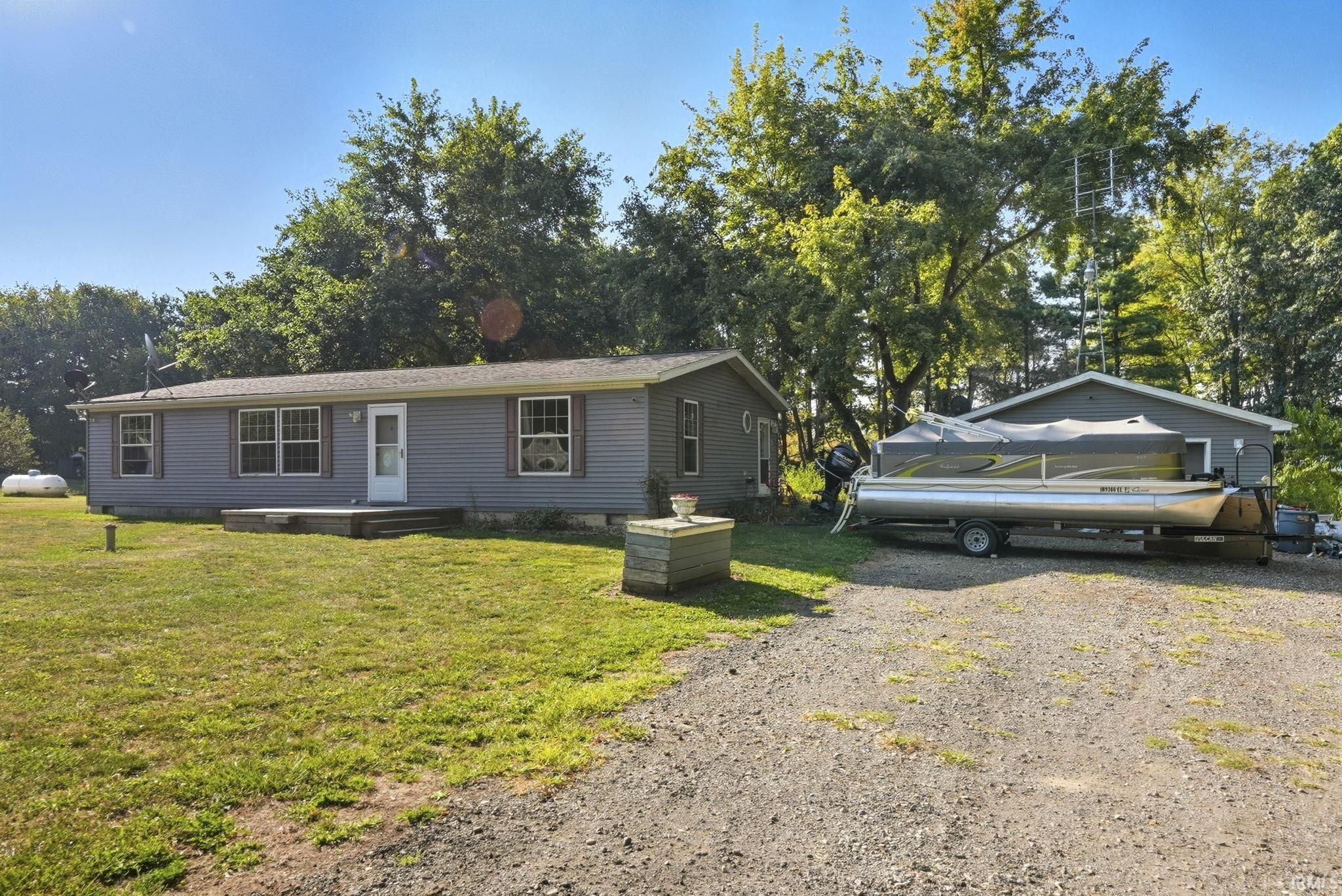 995 Walton Lane Fremont, IN 46737 - Photo 26 of 33