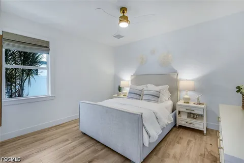 $1,090,000 | 1319 Southeast 38th Street, Cape Coral, FL 33904