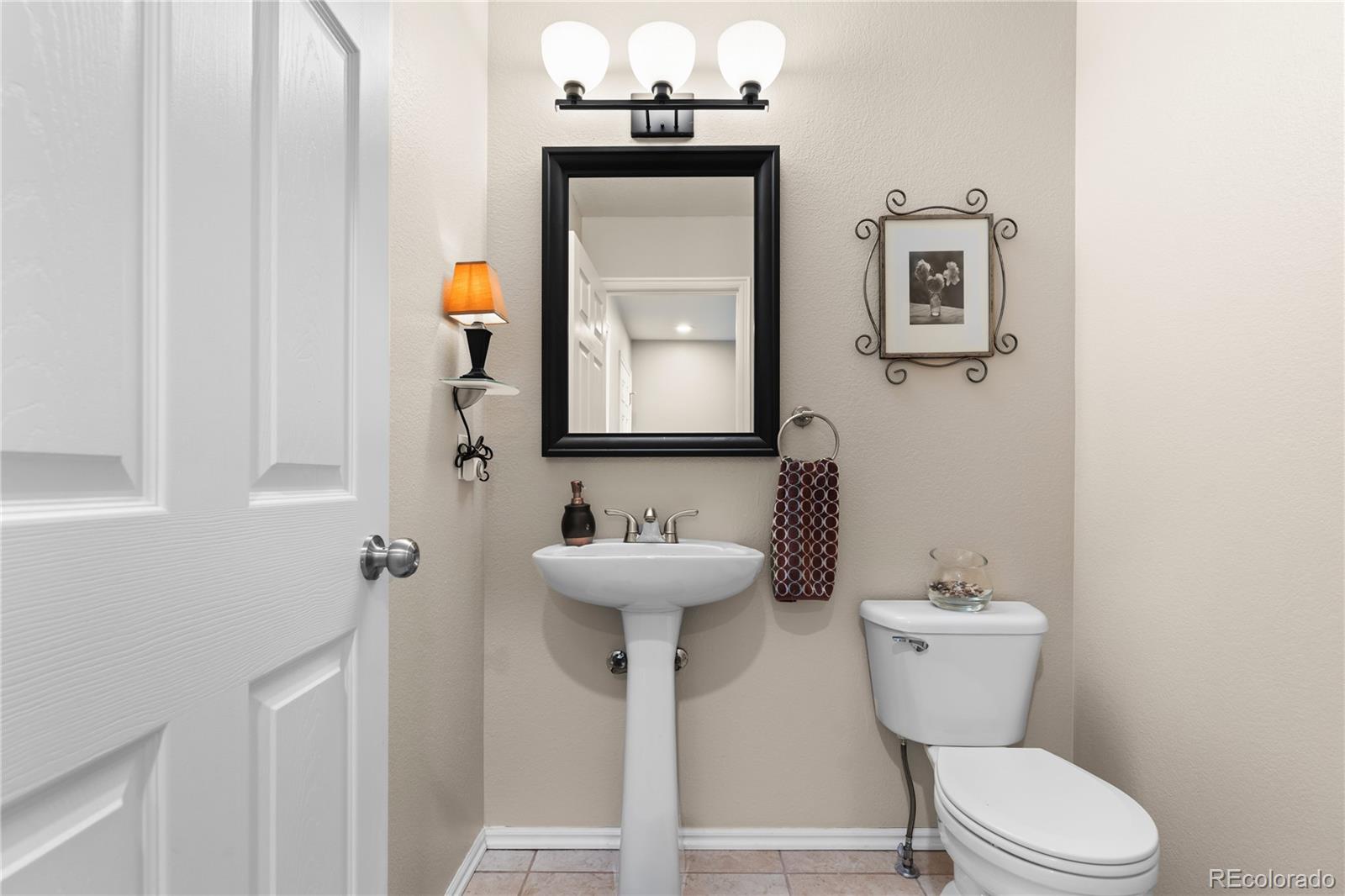 9835 Sydney Lane Highlands Ranch, CO 80130 - Photo 14 of 50