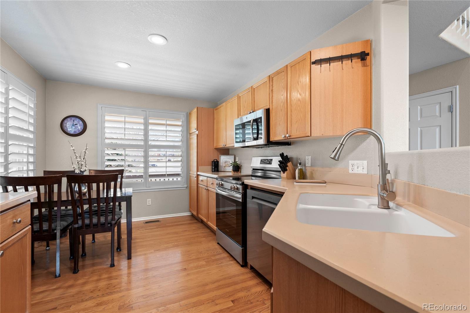 9835 Sydney Lane Highlands Ranch, CO 80130 - Photo 10 of 50