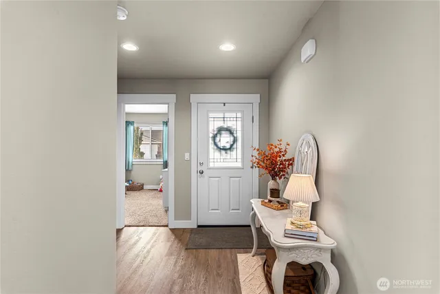 walk in closet with window