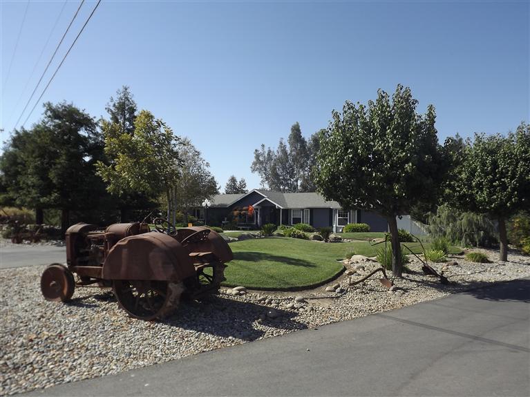 16176 Karen Road Madera, CA 93636 - Photo 8 of 54 Gallery Image 8