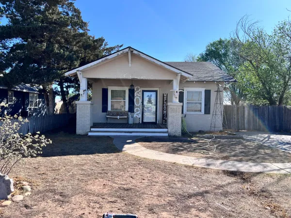 $129,000 | 202 Lawton Avenue, Hereford, TX 79045