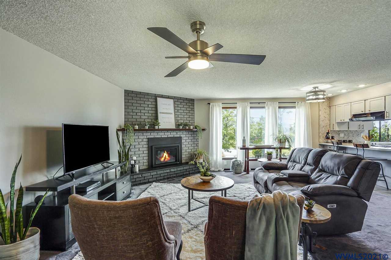 1365 Wallace Road Northwest Salem, OR 97304 - Photo 13 of 32 Gallery Image 13