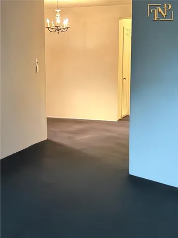 an empty room with an empty space