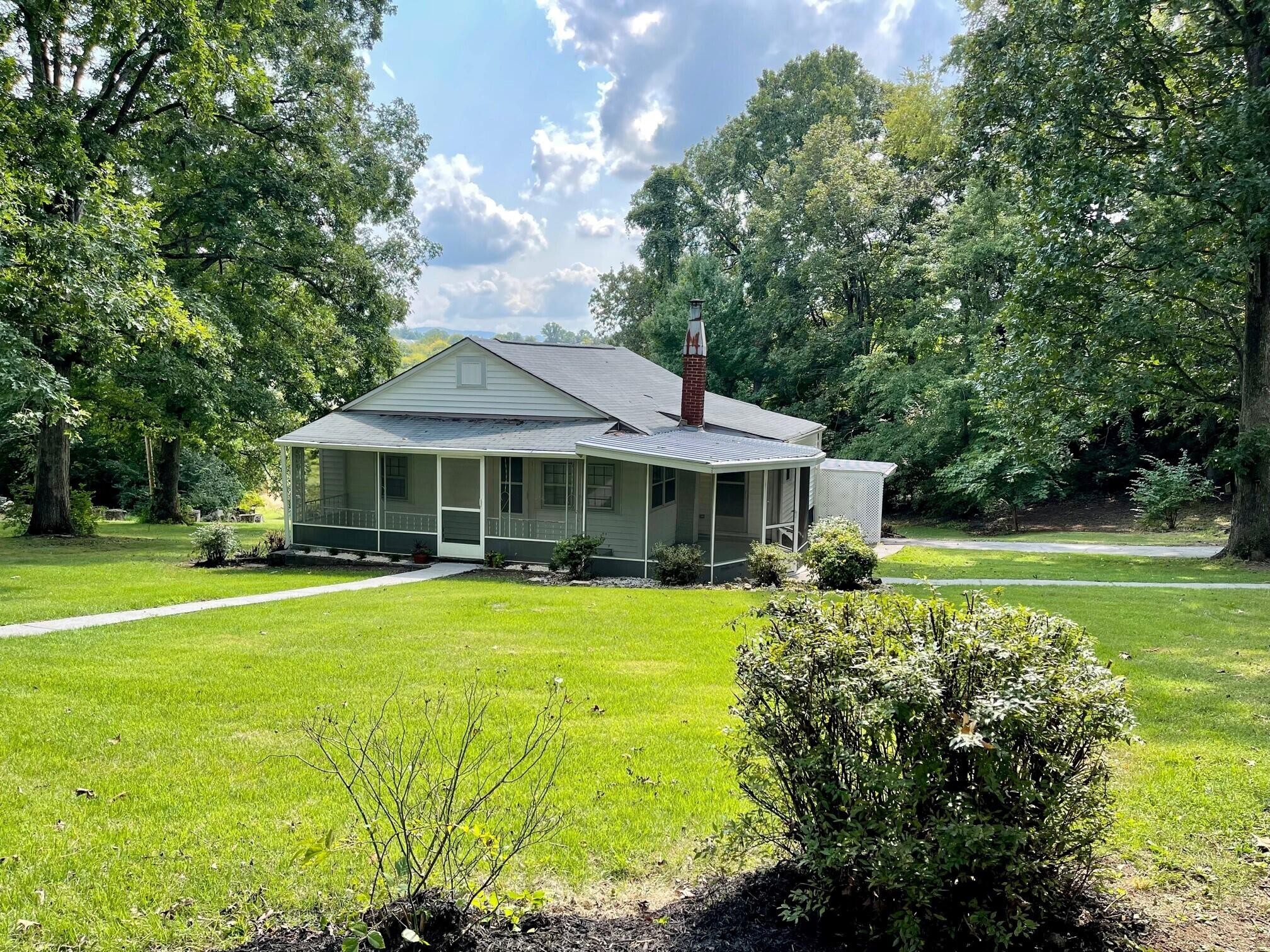 111 Sundance Road Maryville, TN 37801 - Photo 2 of 40 Gallery Image 2