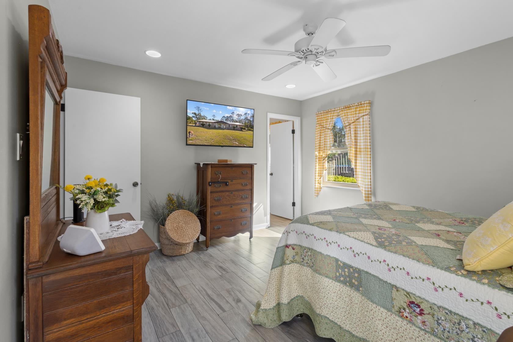 402 Bishop Boulevard Perry, FL 32347 - Photo 10 of 39