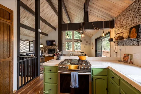 $485,000 | 26645 Lake Forest Drive, Twin Peaks, CA 92391