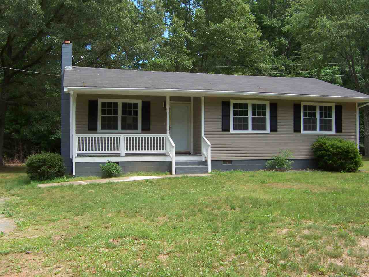 988 Rock Quarry Road Louisa, VA 23093 - Photo 1 of 17 Gallery Image 1