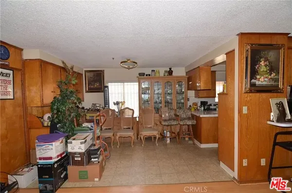 $1,025,000 | 1461 West 108th Street, Los Angeles, CA 90047
