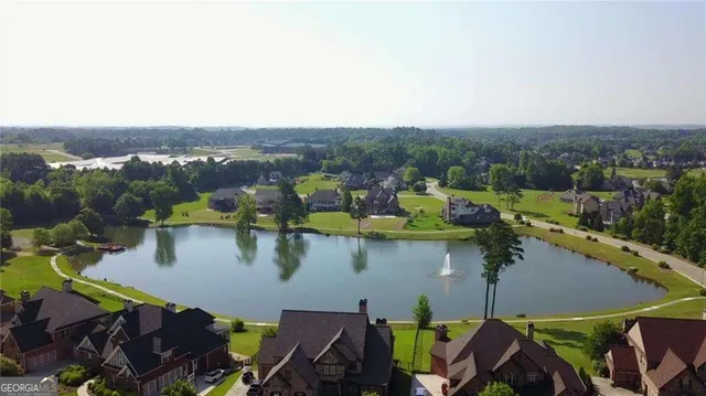 a view of a tennis court
