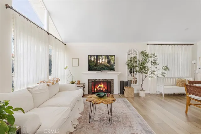 $1,199,900 | 4326 Via Verde, Cypress, CA 90630