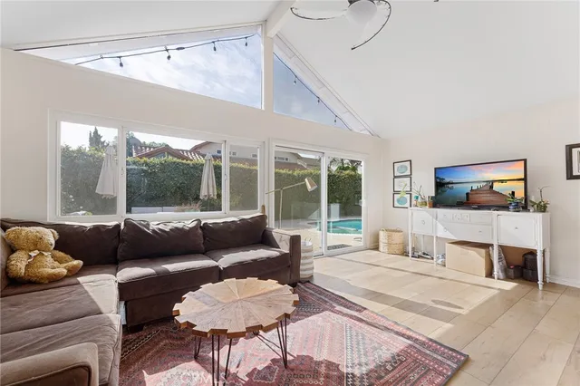 $1,199,900 | 4326 Via Verde, Cypress, CA 90630