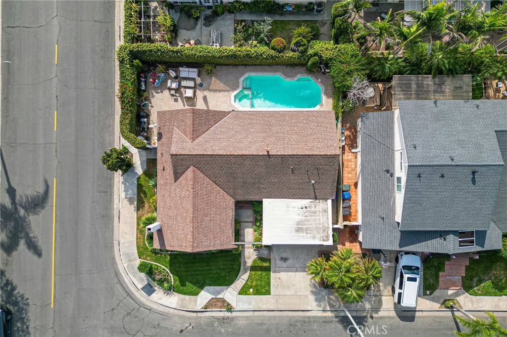 4326 Via Verde Cypress, CA 90630 - Photo 41 of 43 an aerial view of a house with a garden and plants
