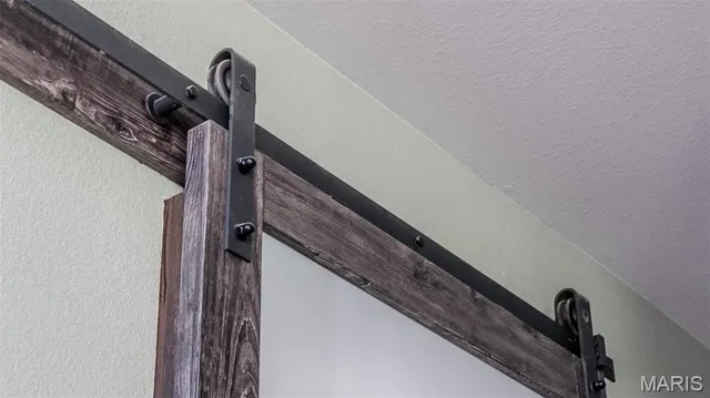 $710,000 | 2103 Vly Crk Drive, Owensville, MO 65066