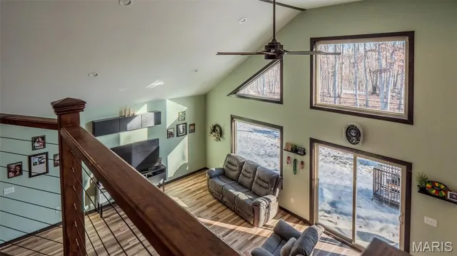 $345,000 | 2103 Vly Crk Drive, Owensville, MO 65066