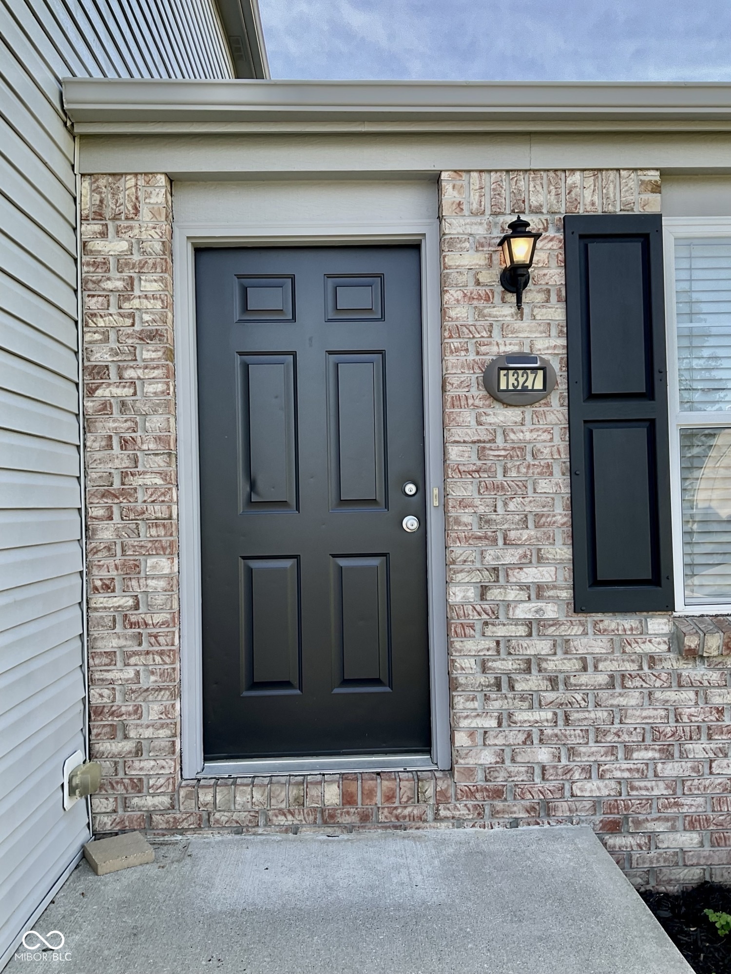 1327 Blue Ridge Lane Brownsburg, IN 46112 - Photo 4 of 30 Gallery Image 4