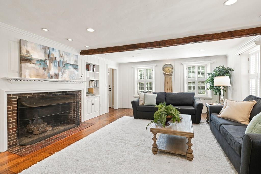 62 Leighton Road Wellesley, MA 02482 - Photo 11 of 41