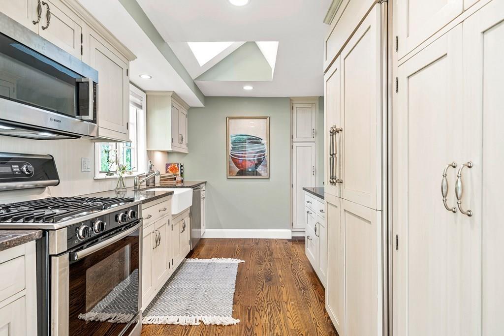 62 Leighton Road Wellesley, MA 02482 - Photo 19 of 41